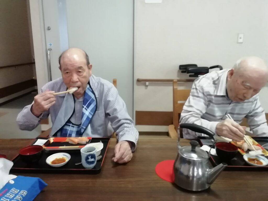 宅配寿司 人気ランキング 福岡 老人ホーム 太宰府 カルム太宰府 介護付き有料老人ホーム 202509-4