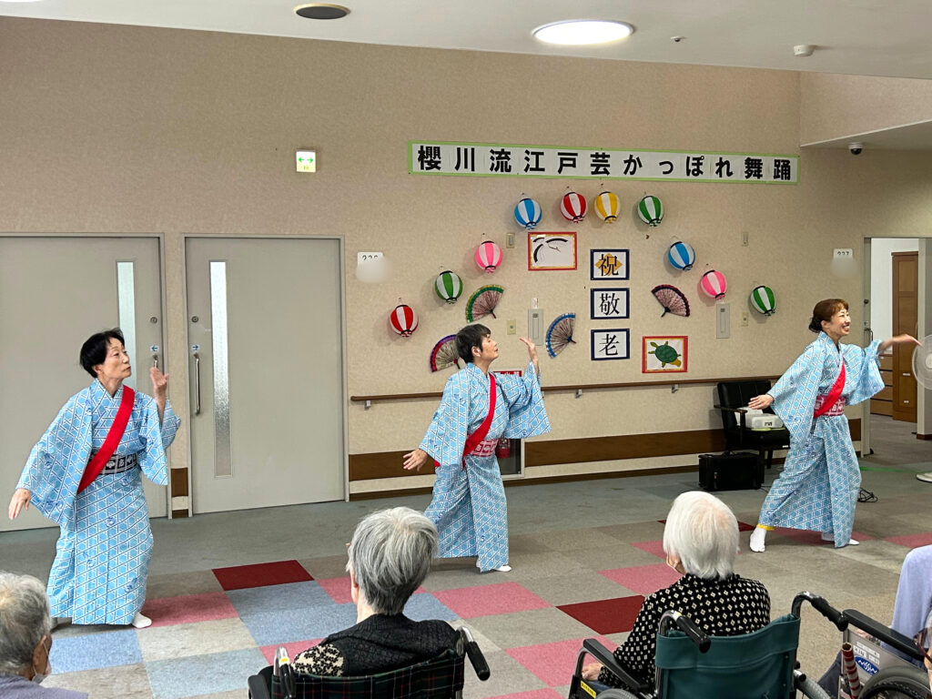 敬老会　櫻川流江戸芸かっぽれ　かっぽれ　敬老の日　カルム太宰府　福岡　老人ホーム　介護付き有料老人ホーム　202509-5