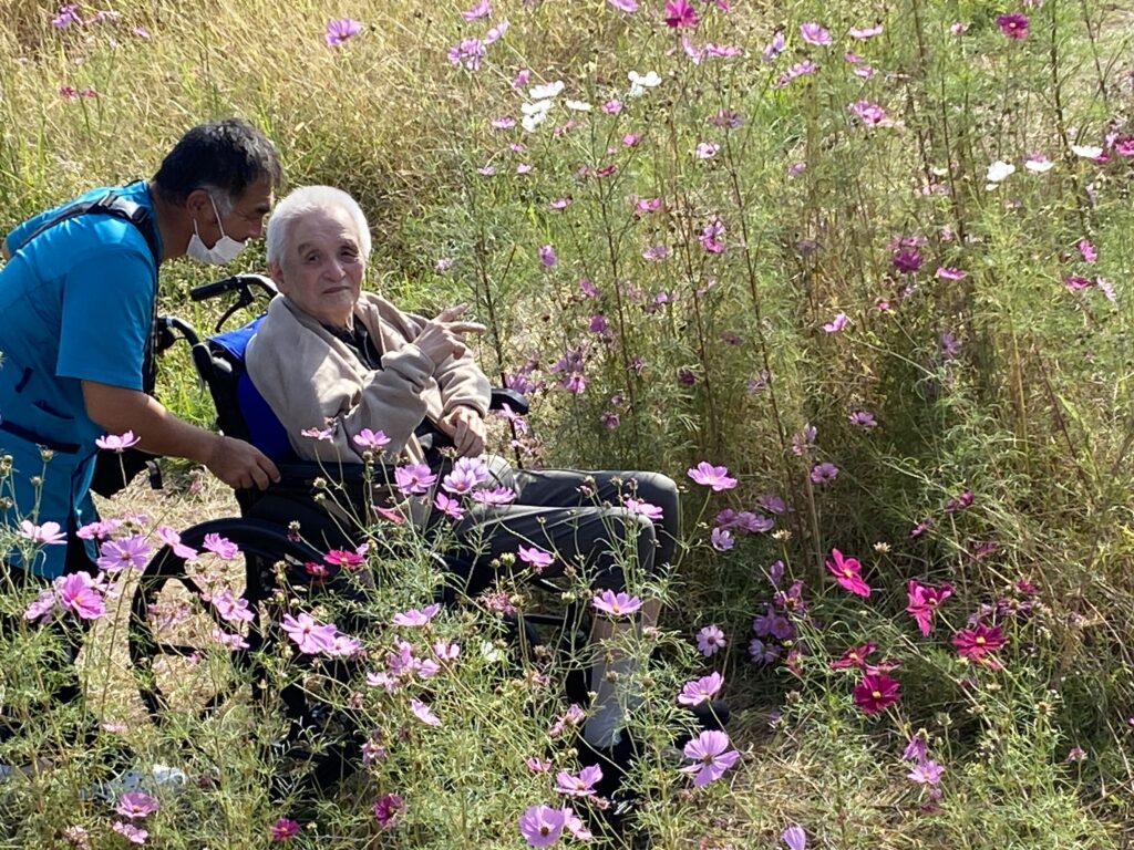 福岡　老人ホーム　介護施設　カルム太宰府　cosmos　202511-2