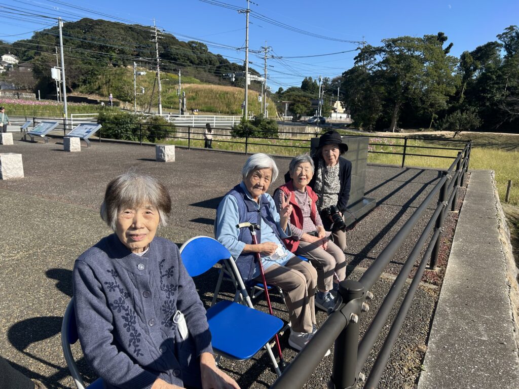 太宰府 老人ホーム カルム太宰府 コスモス 202511-3