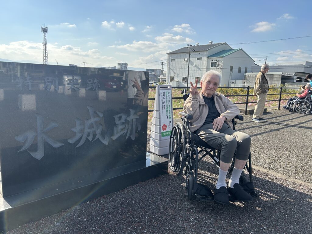 福岡　老人ホーム　介護施設　カルム太宰府　cosmos　202511-5