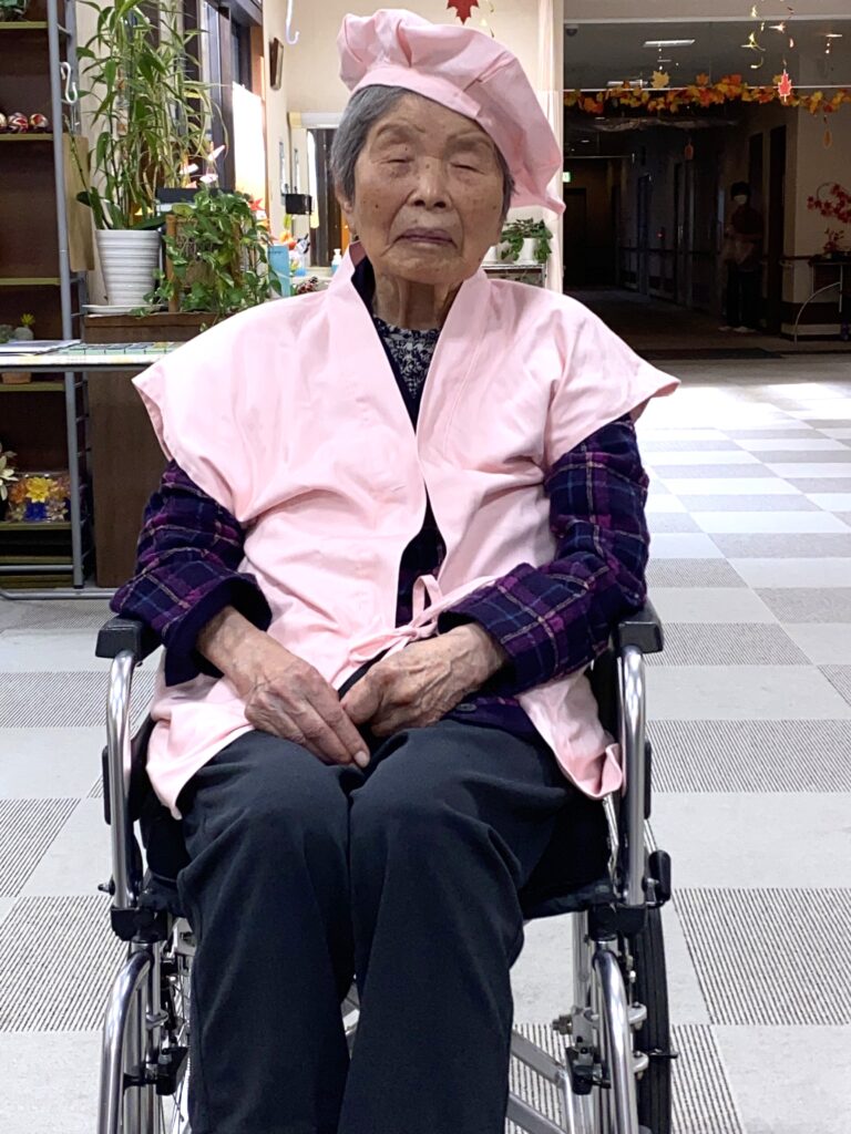 百歳 ご長寿 福岡 太宰府 老人ホーム カルム太宰府 202512-4