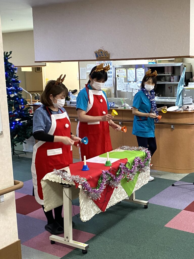 老人ホームでクリスマス　福岡　介護施設　カルム太宰府　202512-2