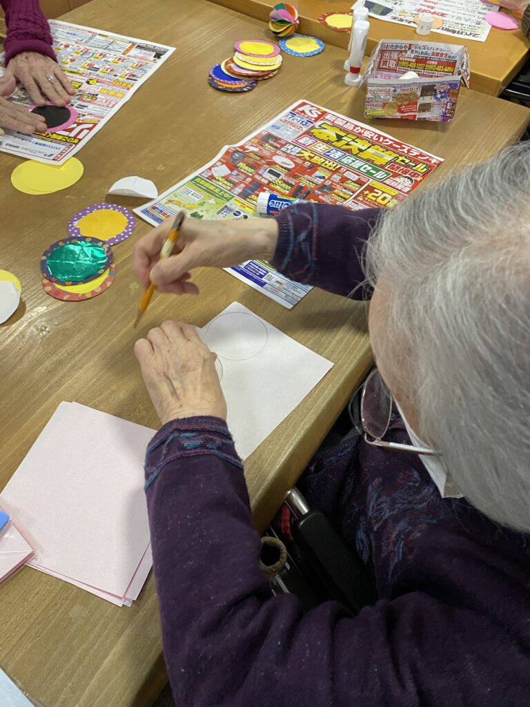 介護施設のひな祭り　つるし飾り　福岡　太宰府　カルム太宰府　老人ホーム　202602-2