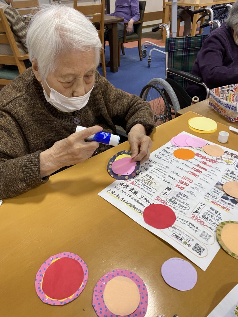 介護施設のひな祭り　つるし飾り　福岡　太宰府　カルム太宰府　老人ホーム　202602-4