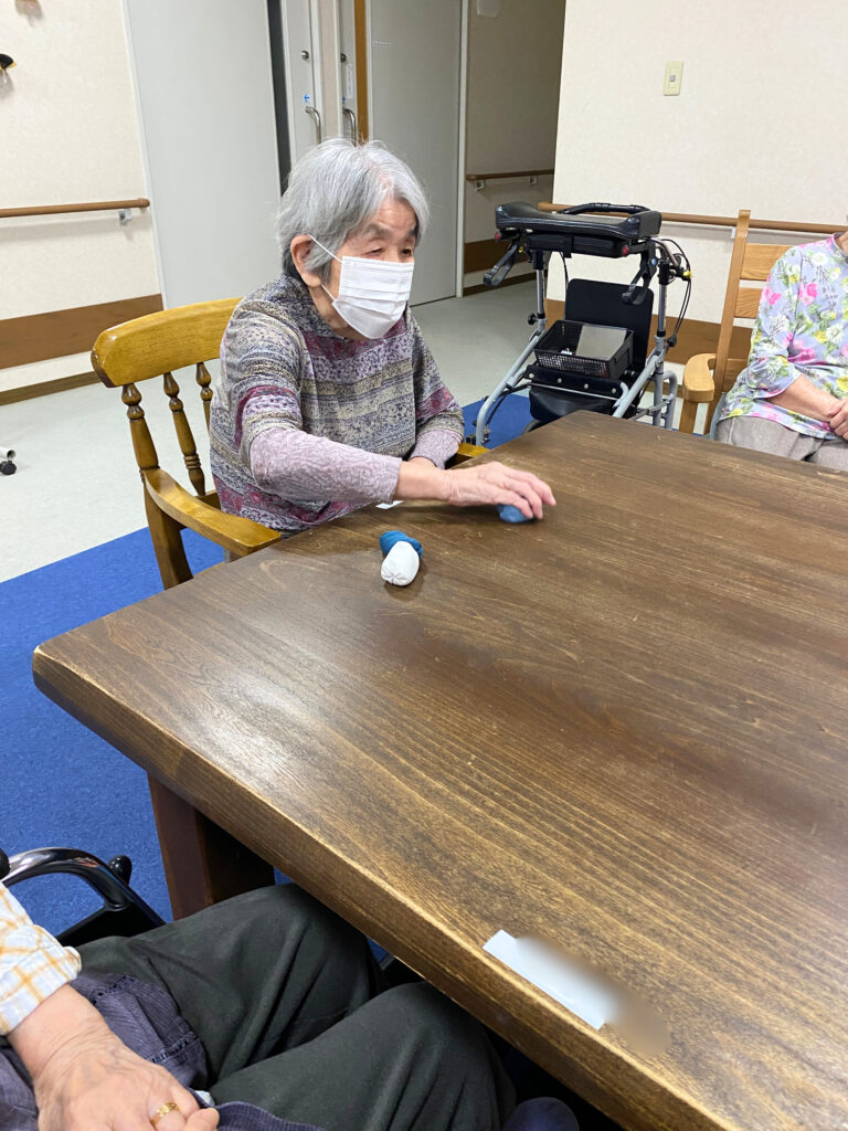 高齢者レク　老人ホーム　福岡　カルム太宰府　202608-2