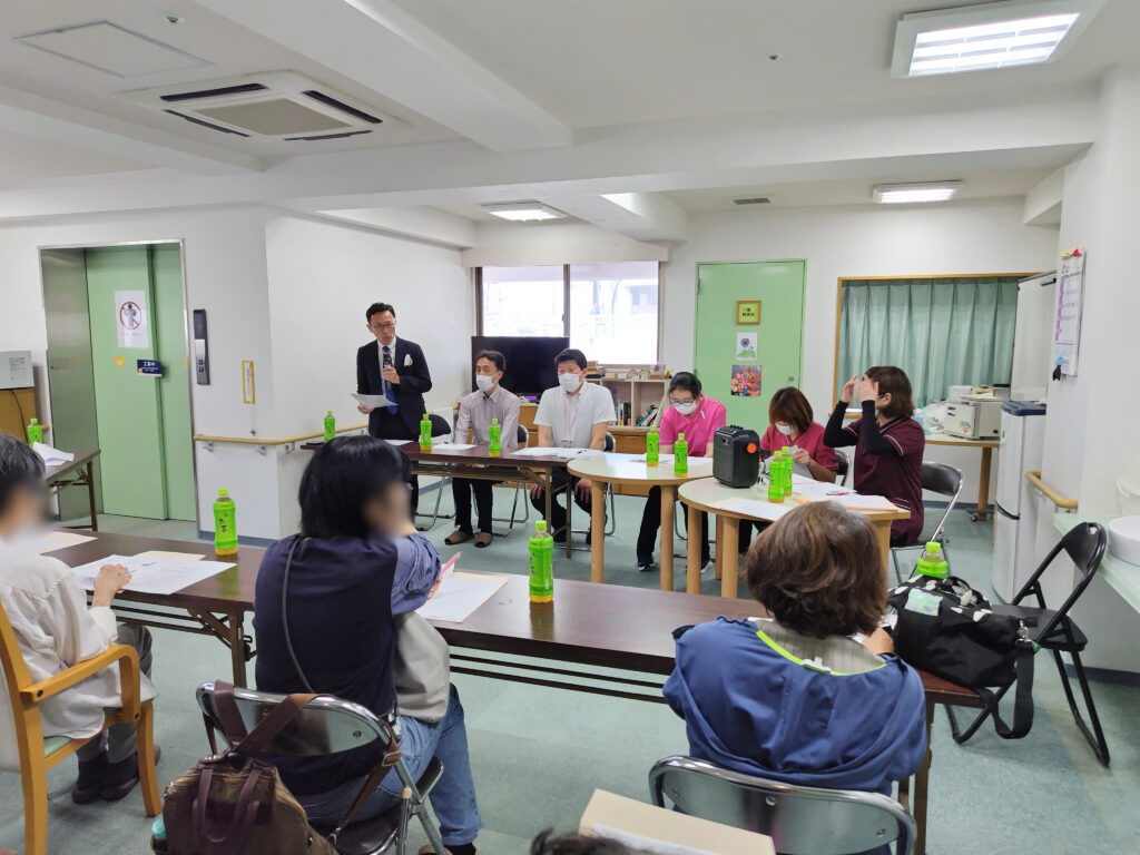 入居者懇談会 施設運営 入居者家族 カルム泉佐野 介護付き有料老人ホーム 大阪 老人ホーム 202507-5