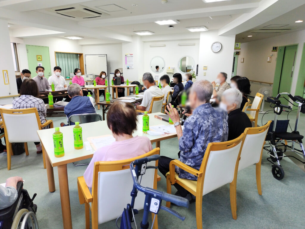 入居者懇談会 施設運営 入居者家族 カルム泉佐野 介護付き有料老人ホーム 大阪 老人ホーム 202507-4
