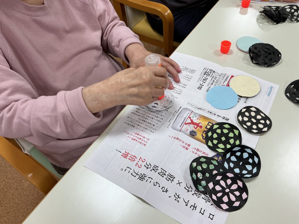 工作　工作レク　作業療法士　老人ホーム　介護付き有料老人ホーム　カルム泉佐野　大阪　202509-1