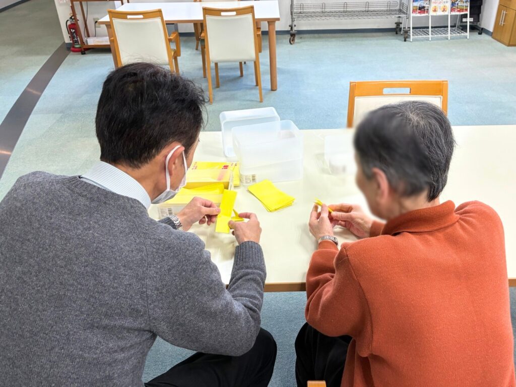 介護施設の作業レク　大阪　老人ホーム　カルム泉佐野　202602-5