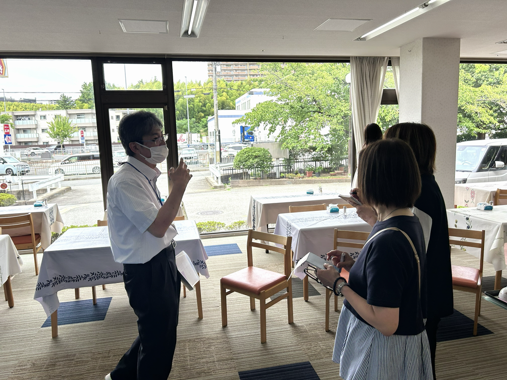 介護現場の工夫と課題 他施設見学 大阪 老人ホーム カルム泉佐野 202609-2