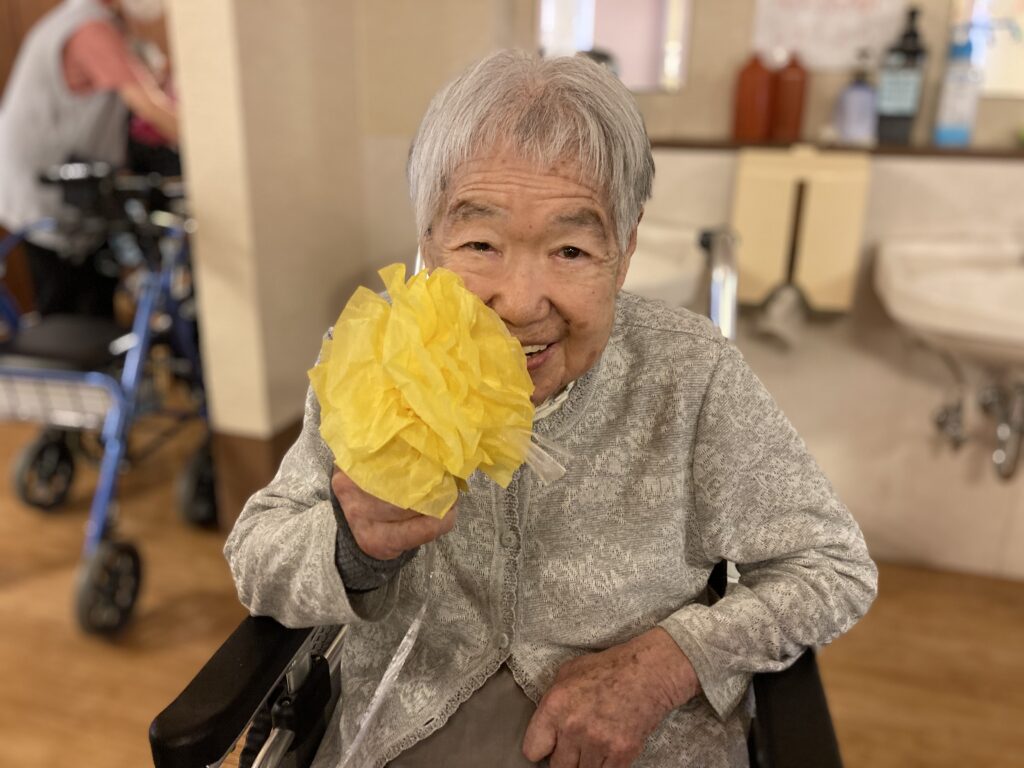 誕生会 お誕生日会 介護施設 レクリエーション レク 花くじゲーム 老人施設 高齢者施設 介護付き有料老人ホーム カルム皆生 米子市 202507-1