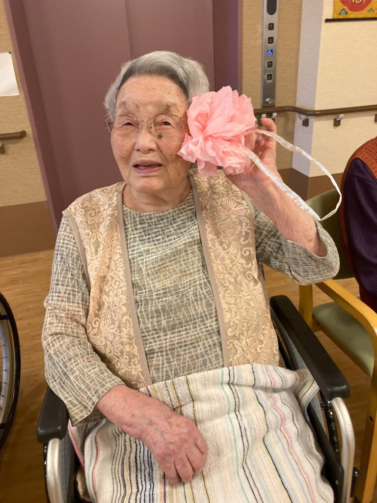 誕生会 お誕生日会 介護施設 レクリエーション レク 花くじゲーム 老人施設 高齢者施設 介護付き有料老人ホーム カルム皆生 米子市 202507-8