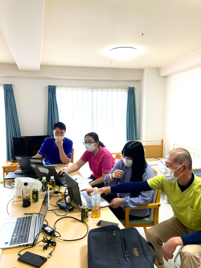 介護職 情報交換 米子 老人ホーム カルム皆生 202511-1