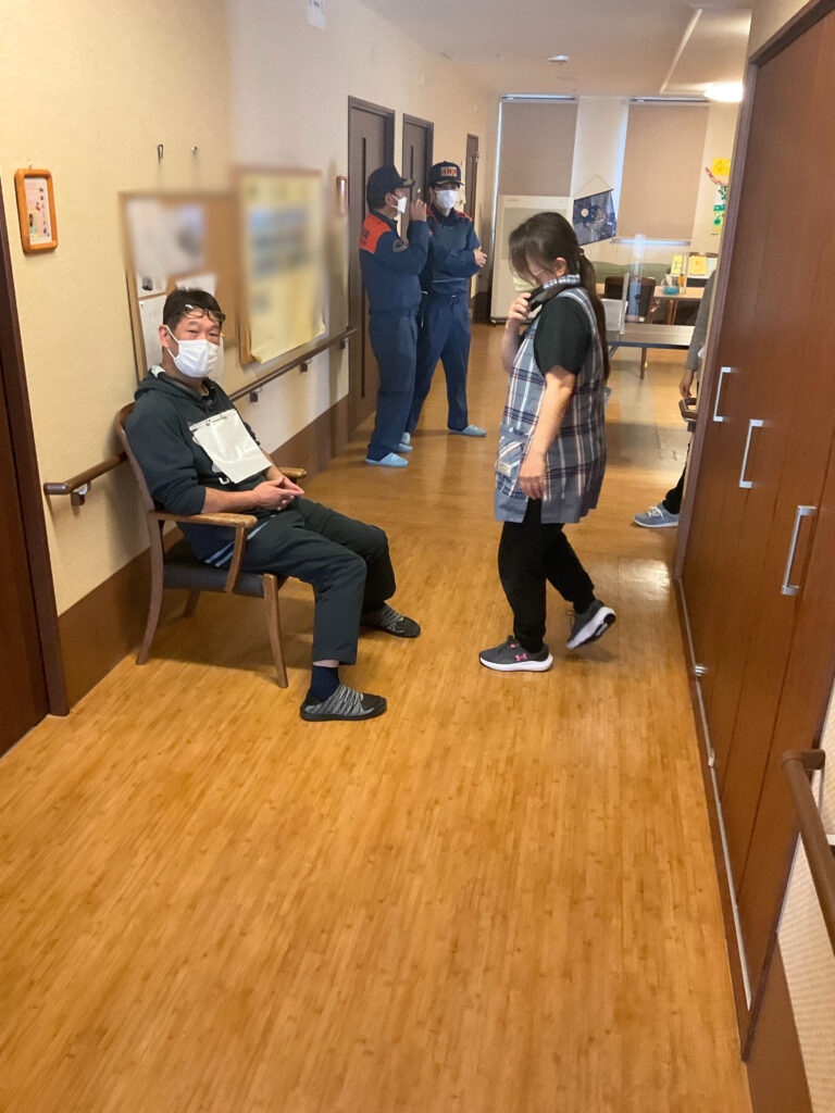 夜間火災　避難訓練　米子　老人ホーム　カルム皆生　202512-1