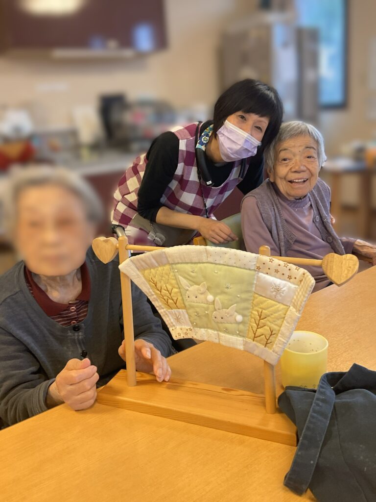 老人ホームの季節飾り　介護施設　米子　カルム皆生　202602-4