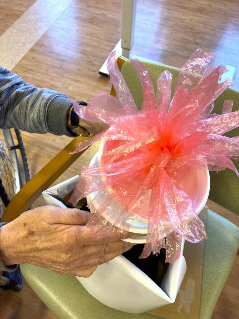 介護施設で聖火ランナー　オリンピック　鳥取　米子　皆生　老人ホーム　介護施設　カルム皆生　202602-4