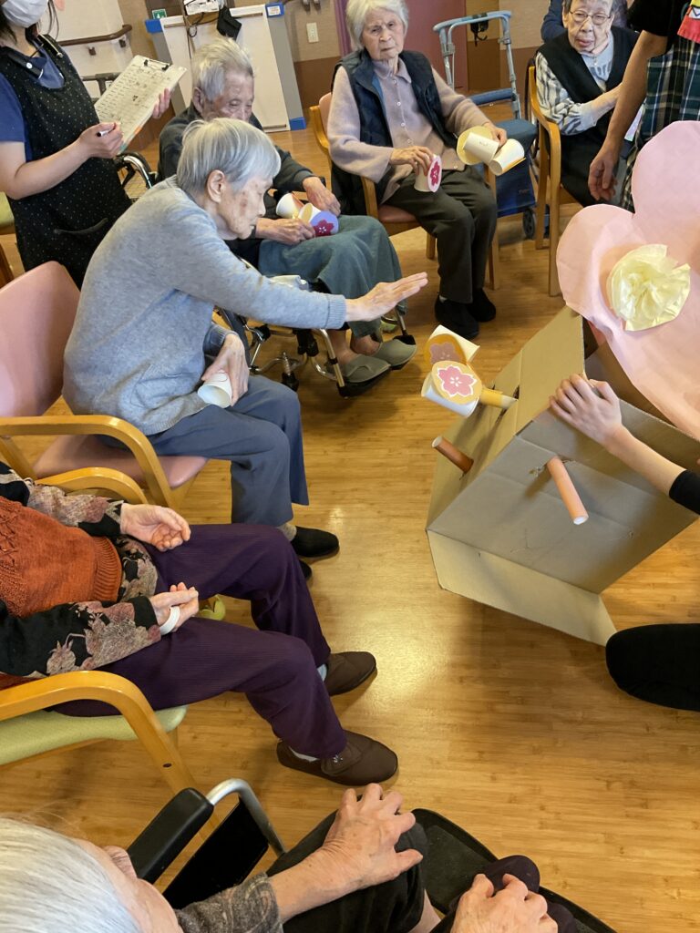 介護施設のレクリエーション　米子　鳥取　老人ホーム　カルム皆生　202603-6