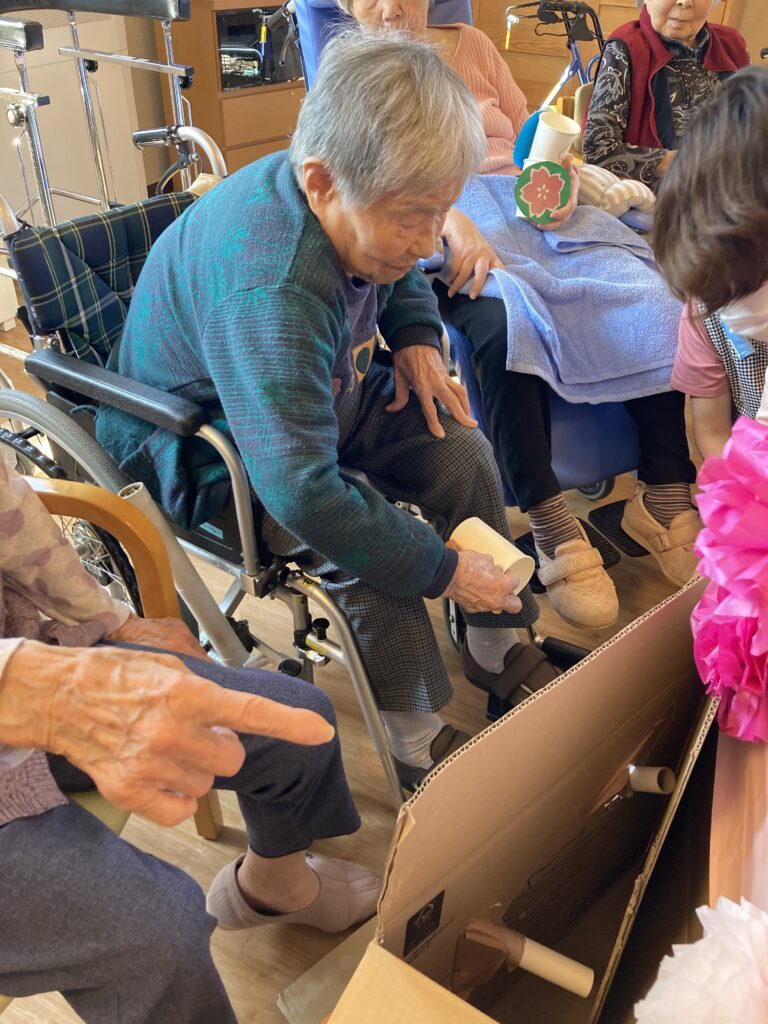 介護施設のレクリエーション　米子　鳥取　老人ホーム　カルム皆生　202603-7