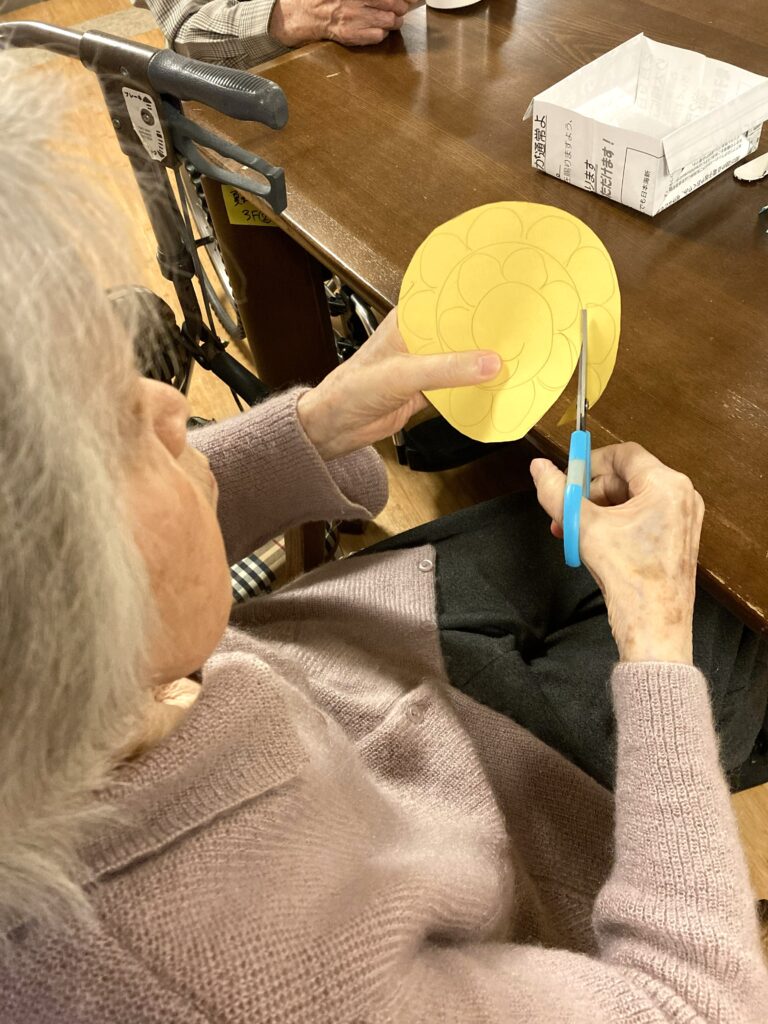 介護施設の製作レク 鳥取 米子 老人ホーム カルム皆生 202604-1