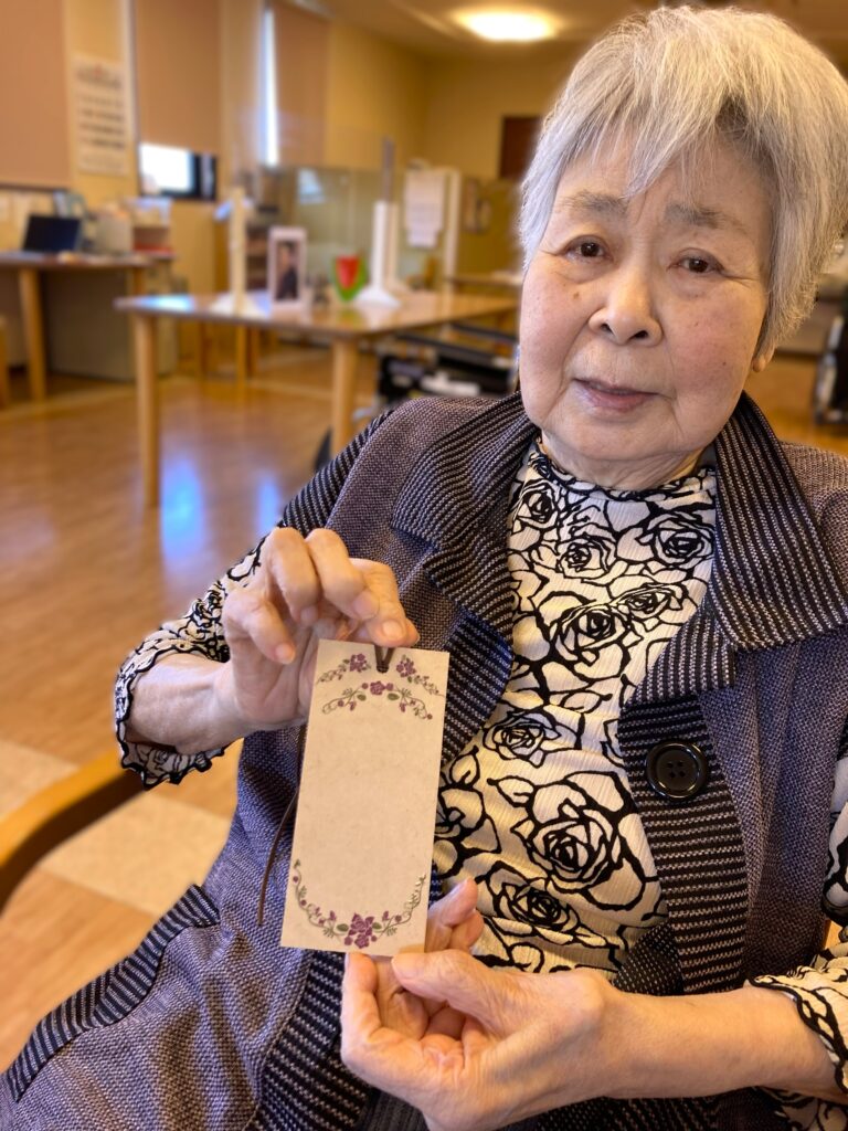 介護施設で手作りネームタグ 老人ホーム 鳥取 カルム皆生 202608-5