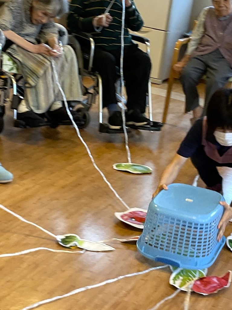 介護施設で秋のレク 野菜収穫ゲーム 鳥取 米子 皆生 カルム皆生202609-5