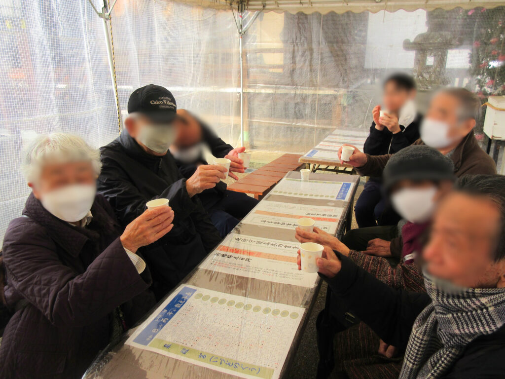 泉殿宮で初詣　大阪　介護施設　カルム桃山台　2022601-4