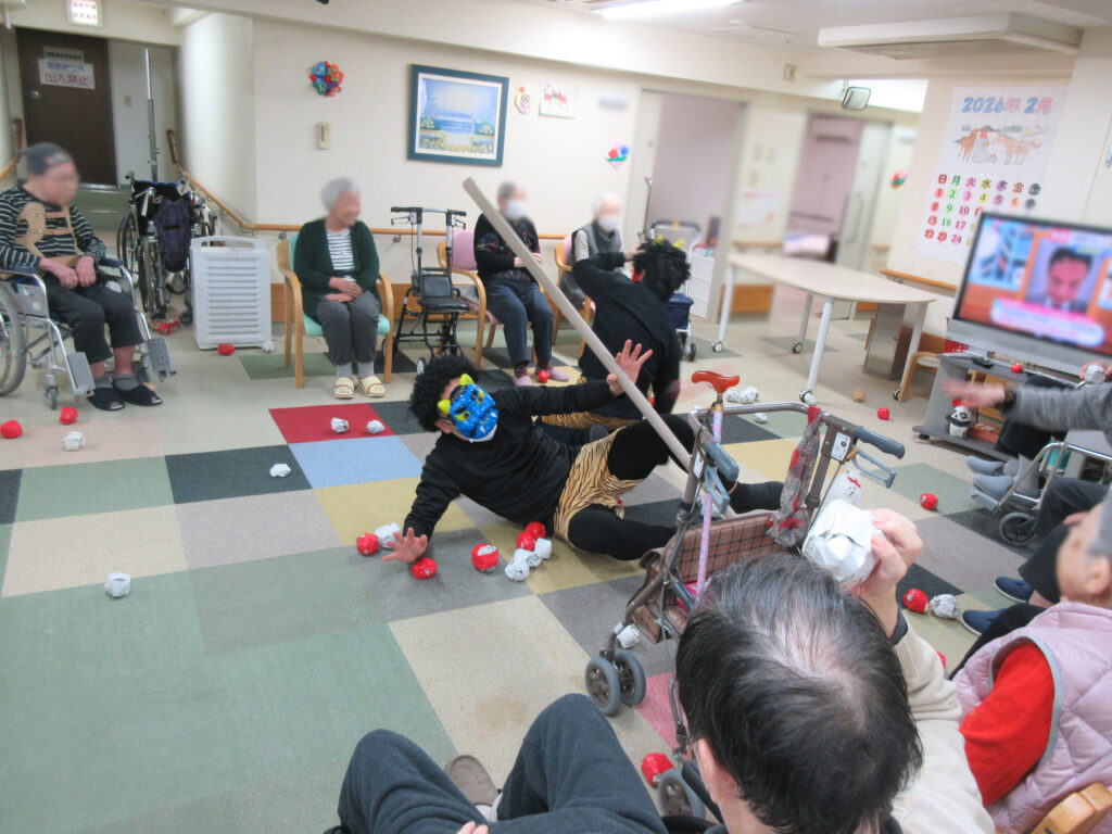 老人ホームの節分行事 大阪 介護施設 カルム桃山台 202602-1