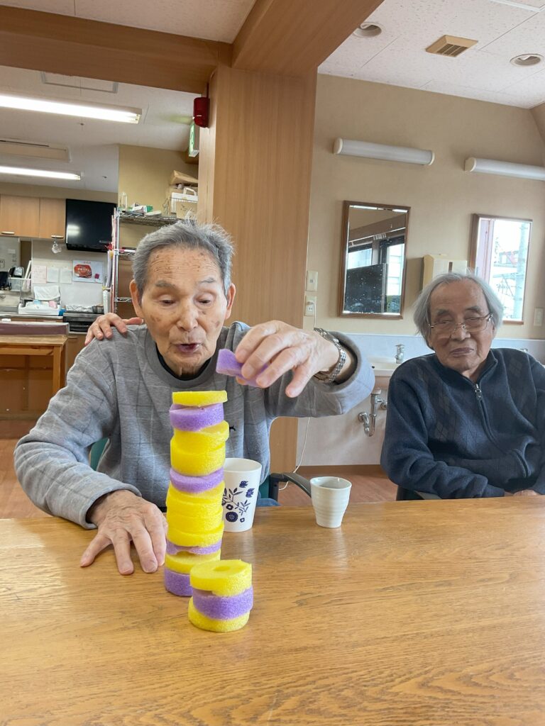 リハビリ レクリエーション 介護施設 老人ホーム 米子 カルム米子 202505-3