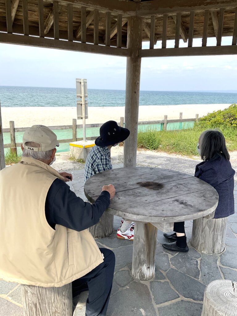 外出 レク レクリエーション 介護施設 老人ホーム 小規模多機能ハウス デイサービス カルム米子 202506-2