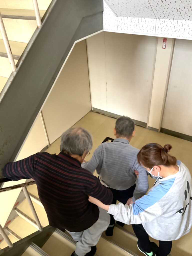 避難訓練 火災訓練 カルム米子 鳥取 米子市 グループホーム 小規模多機能ハウス 202506-1