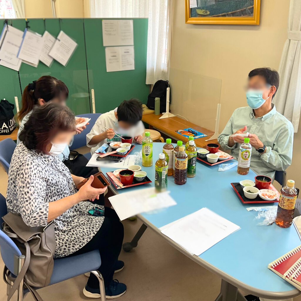 グループホーム カルム米子 米子市 家族会 試食会 常食 刻み食 ペースト食 介護食 202506-3