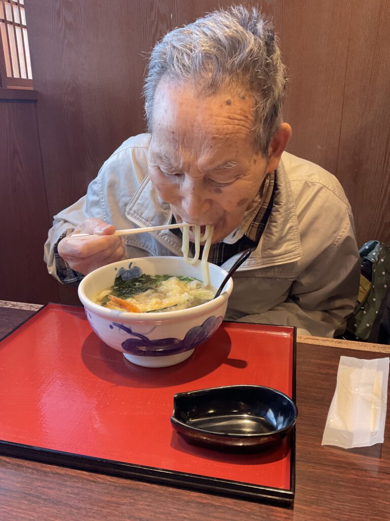 グループホーム 介護施設 外出レクリエーション 米子 カルム米子 202511-3