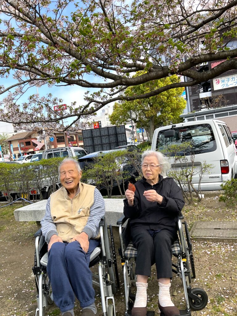 夫婦で介護施設　鳥取　米子　グループホーム　小規模多機能　カルム米子　202605-1