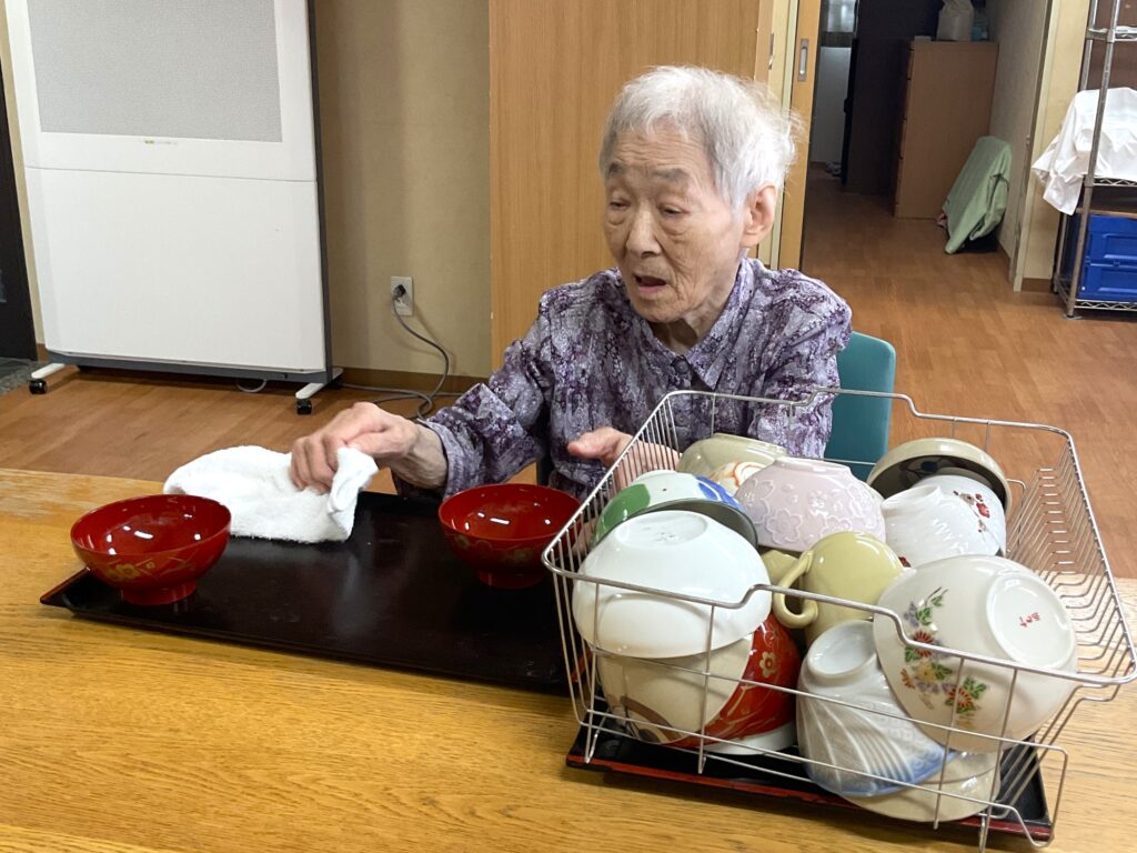 グループホーム 日常の役割 介護施設 鳥取 米子 カルム米子 202608-2